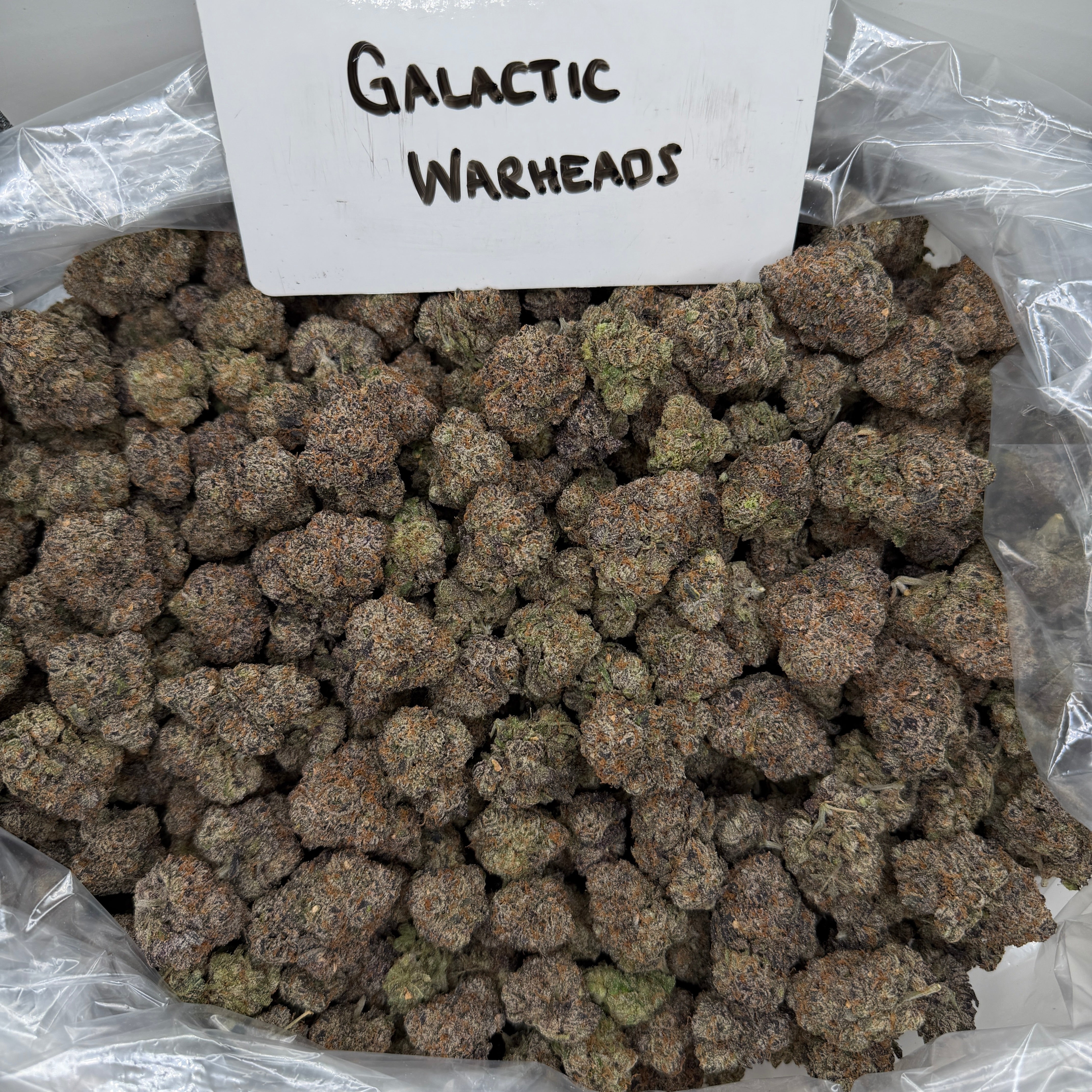 Collection of HEMP FLOWER | Galactic Warheads in a gallery layout