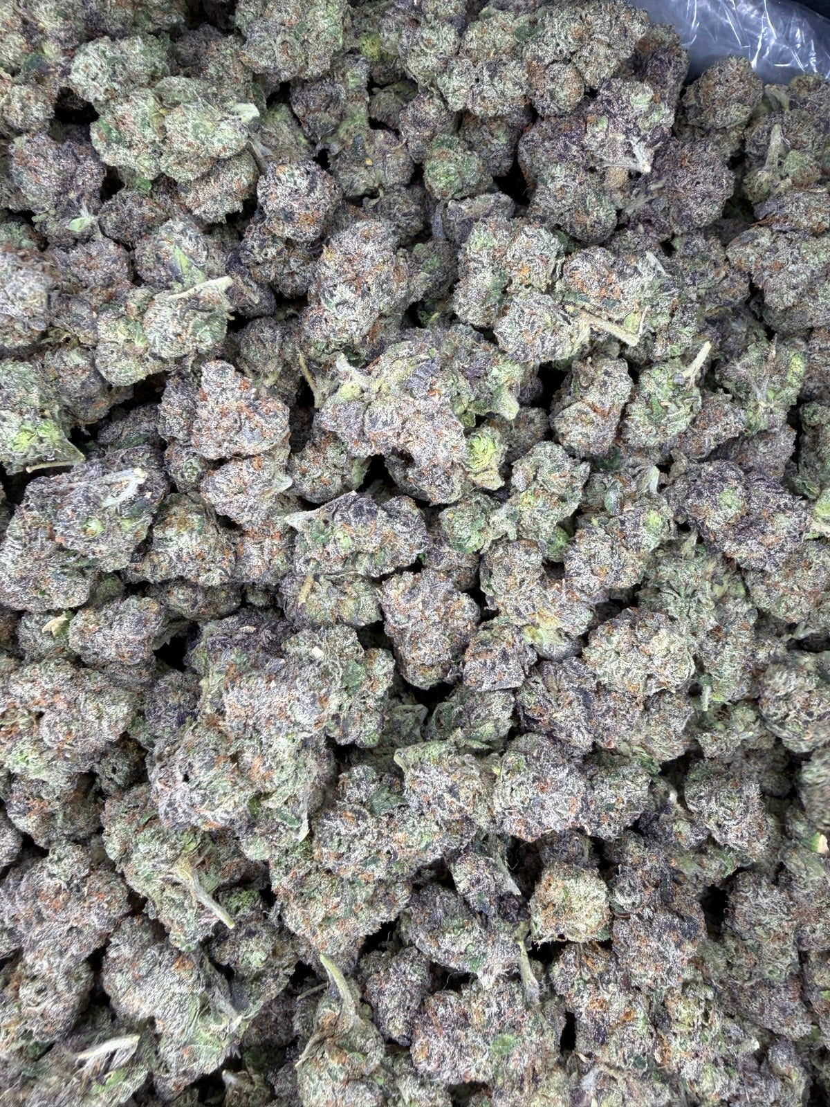 Collection of HEMP FLOWER | Candy Fumez in a gallery layout