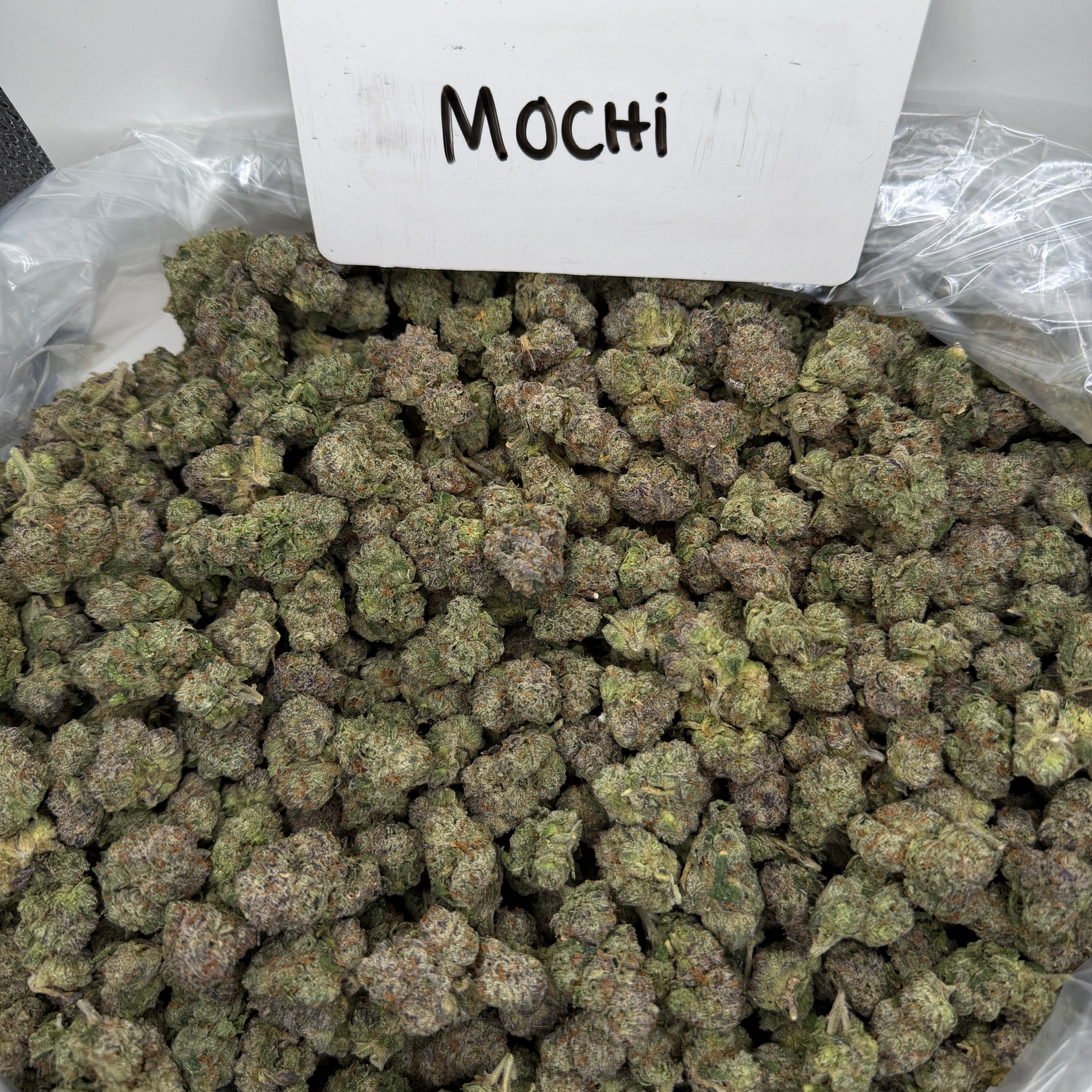 Collection of HEMP FLOWER | MOCHI in a gallery layout