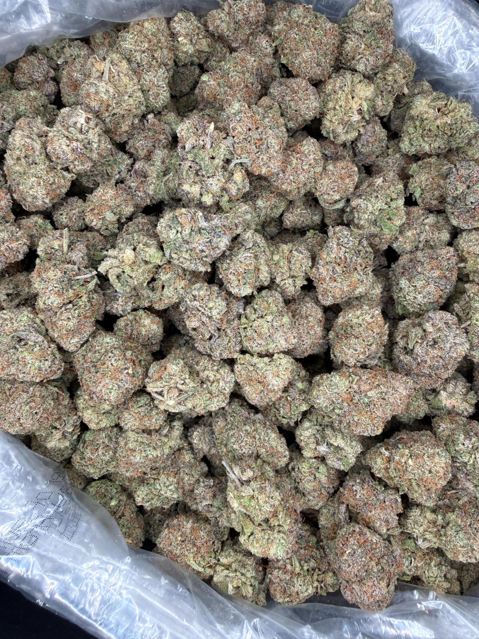 Collection of HEMP FLOWER | Blue Candy in a gallery layout