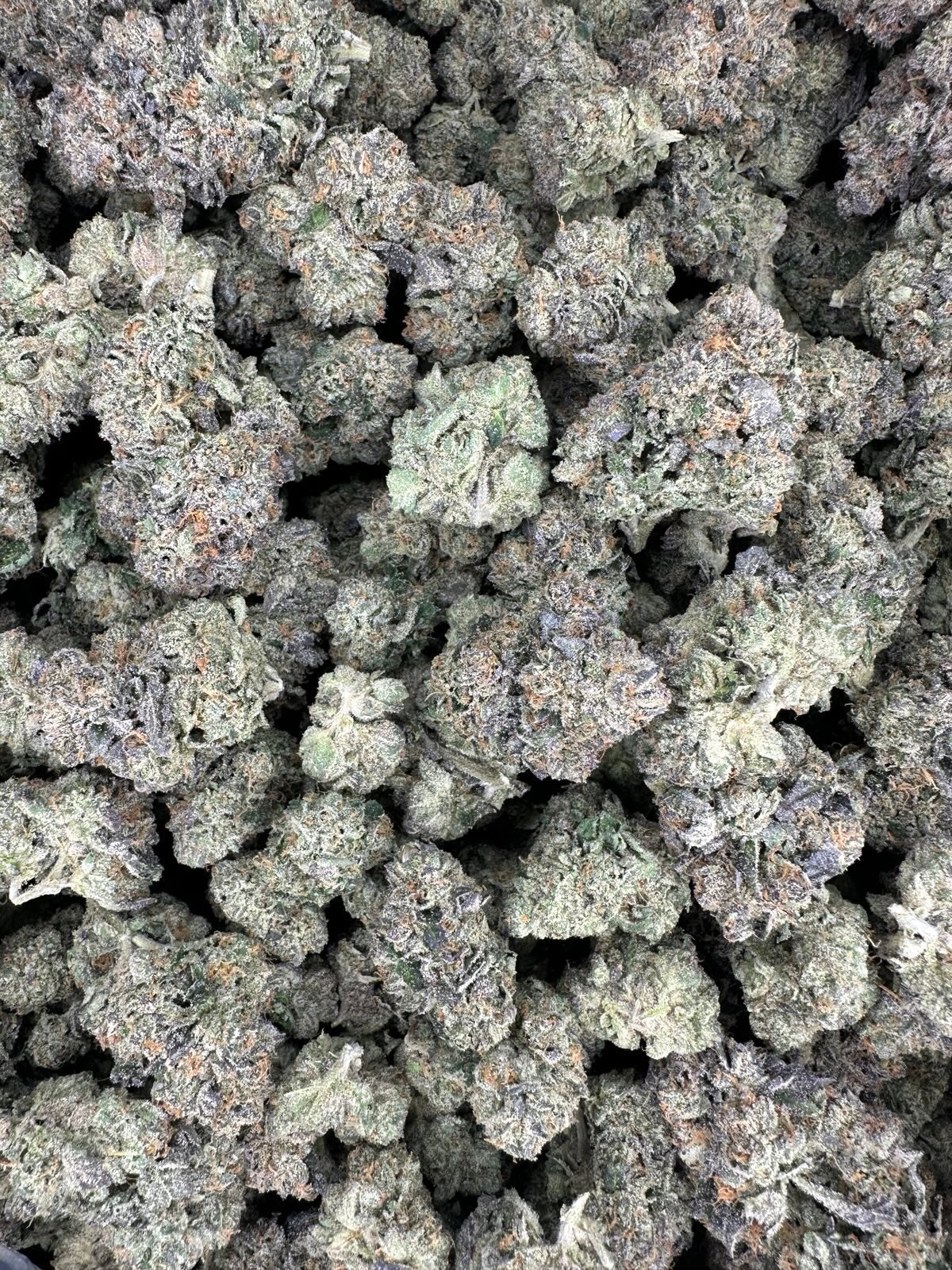 Collection of White Runtz Hemp - 21.267% in a gallery layout